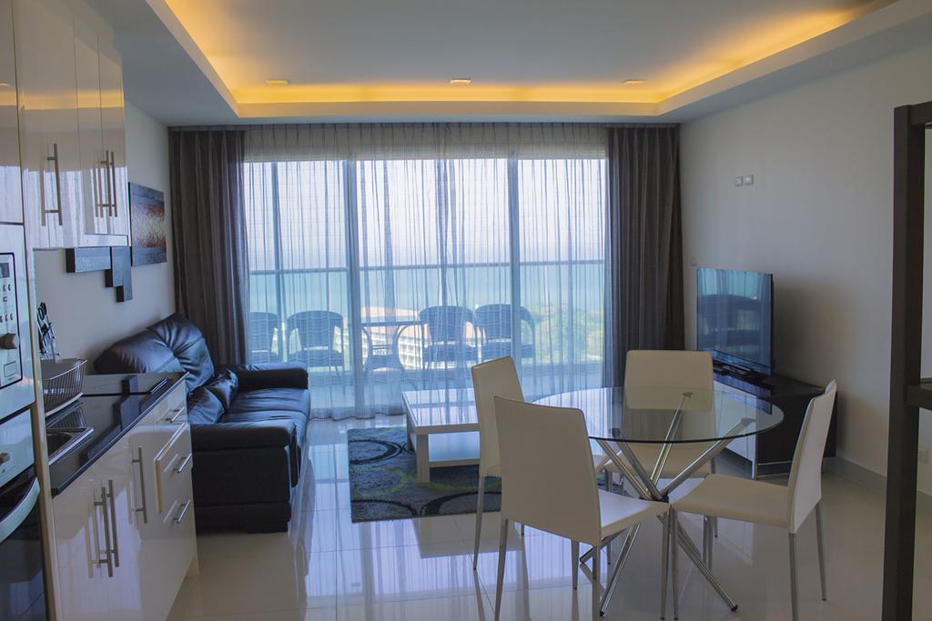 Cosy Beach View Condominium Pattaya Exterior photo
